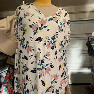 Lane Bryant Floral V-Neck Top